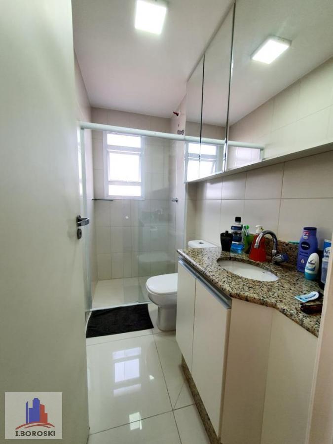 Apartamento à venda com 2 quartos, 64m² - Foto 12