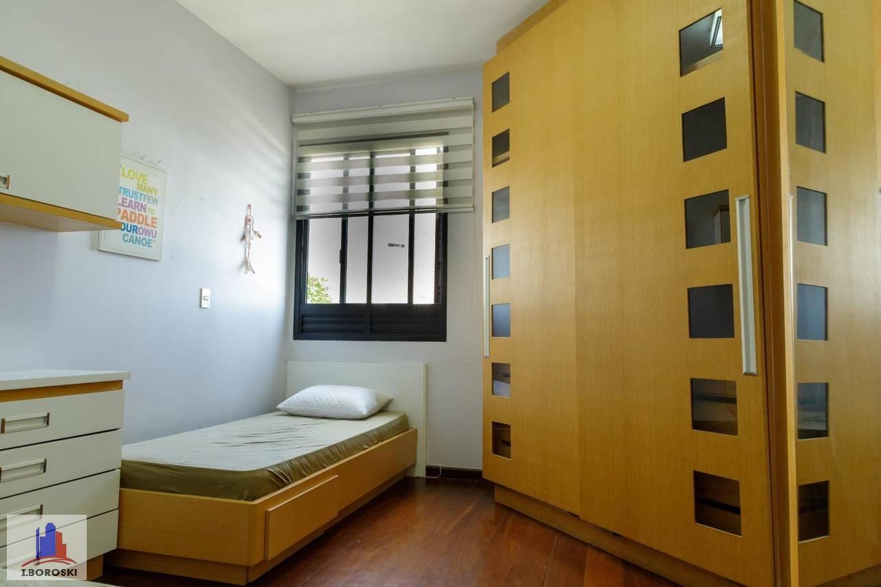 Apartamento à venda com 3 quartos, 135m² - Foto 21