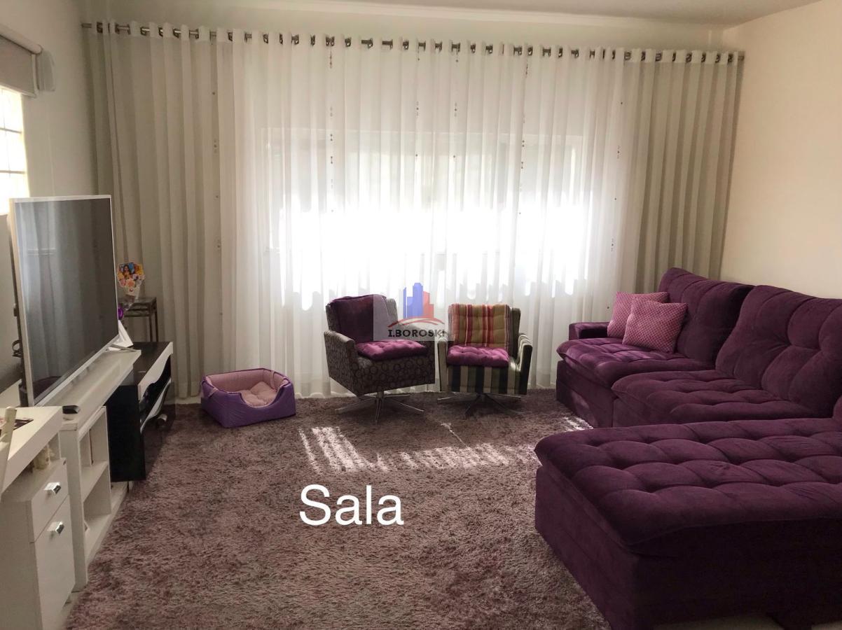 Casa à venda com 3 quartos, 255m² - Foto 2