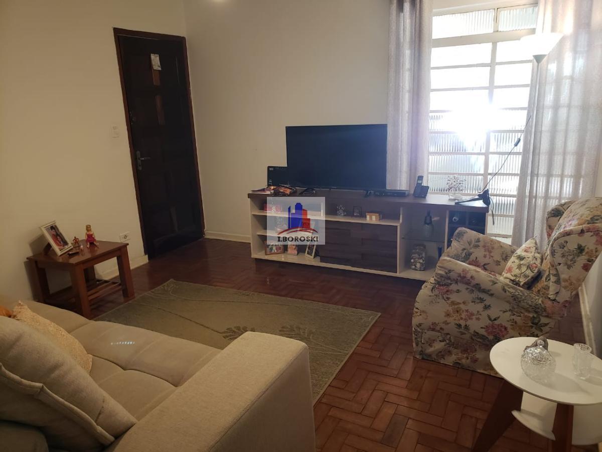 Sobrado à venda com 3 quartos, 200m² - Foto 2