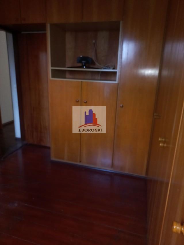 Apartamento à venda com 2 quartos, 80m² - Foto 2