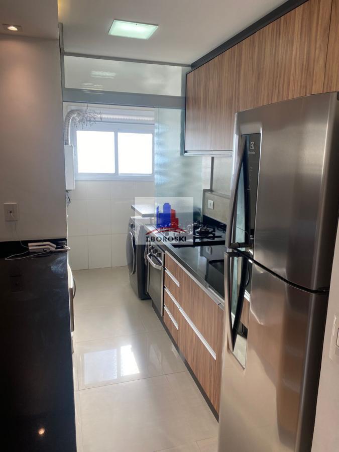 Apartamento à venda com 2 quartos, 65m² - Foto 3