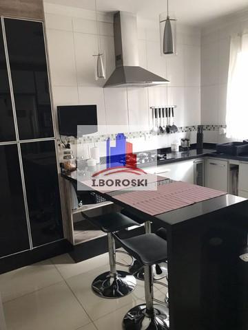 Sobrado à venda com 3 quartos, 205m² - Foto 3