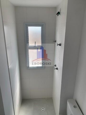 Apartamento à venda com 2 quartos, 64m² - Foto 12