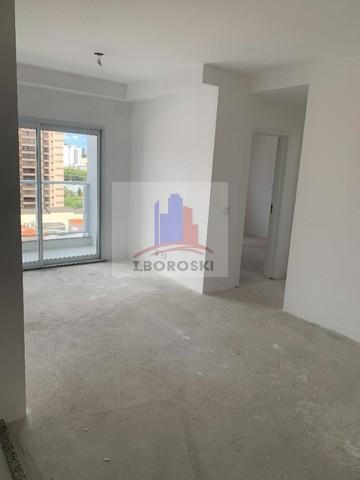 Apartamento à venda com 2 quartos, 64m² - Foto 2