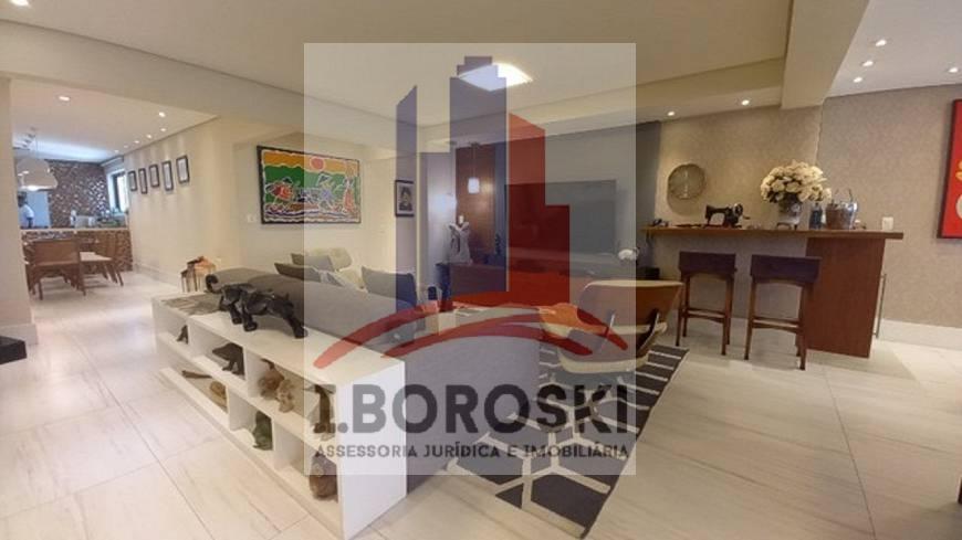 Apartamento à venda com 4 quartos, 212m² - Foto 4