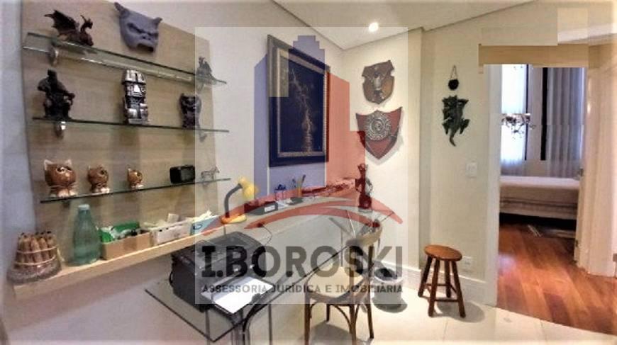 Apartamento à venda com 4 quartos, 212m² - Foto 27