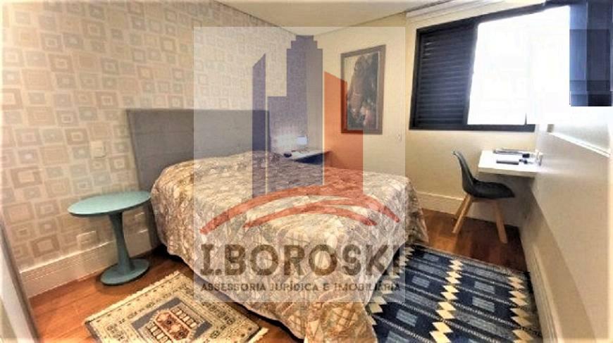 Apartamento à venda com 4 quartos, 212m² - Foto 24