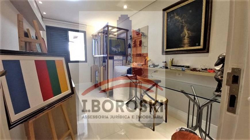 Apartamento à venda com 4 quartos, 212m² - Foto 29