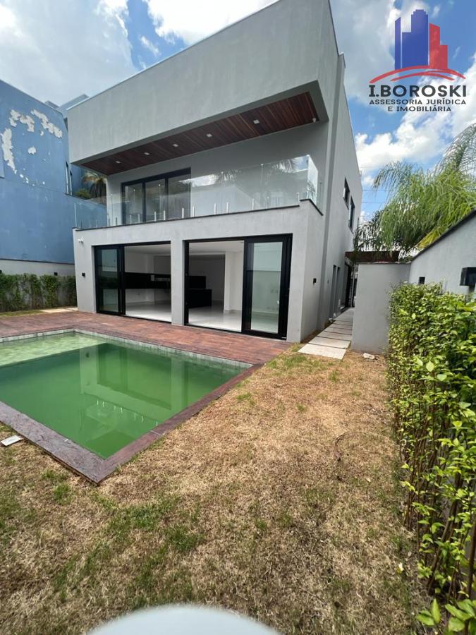 Casa de Condomínio à venda com 4 quartos, 400m² - Foto 2