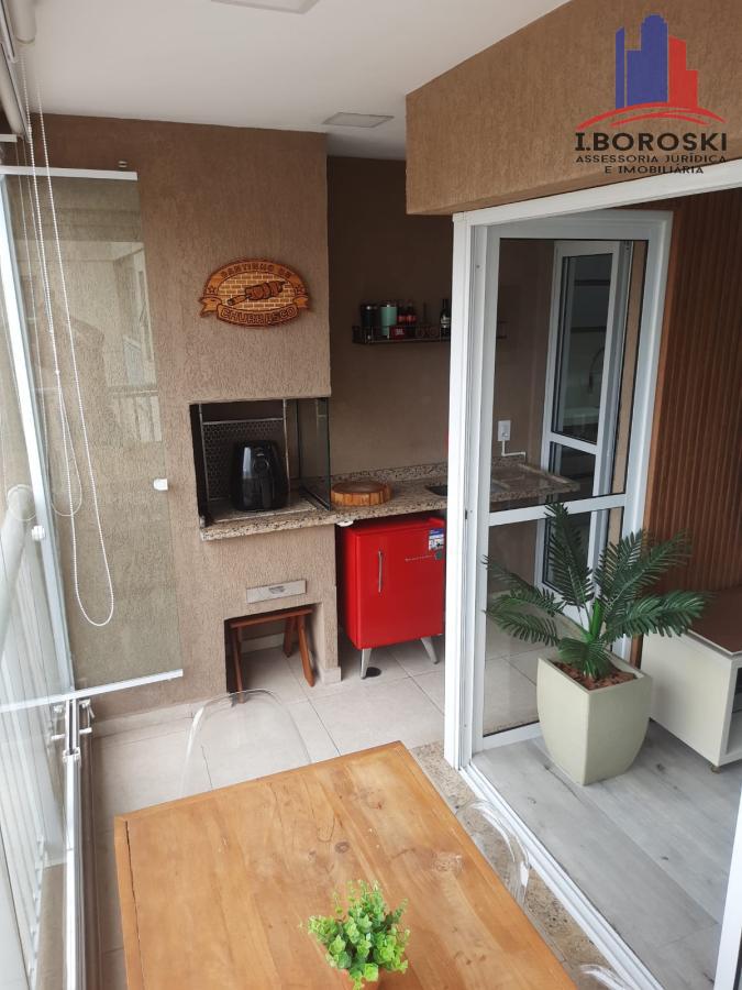 Apartamento à venda com 2 quartos, 74m² - Foto 1